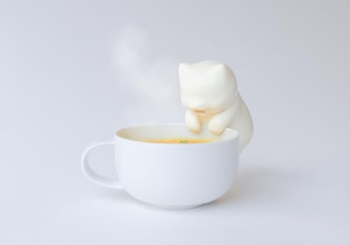 Nékojita FuFu Japanese Cooling Robot for Hot Drinks Milk/White - Portable Food Cooler
