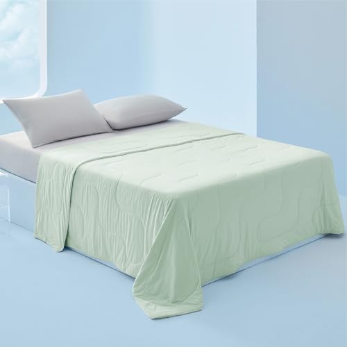 Cooling Blanket for Hot Sleepers - Queen Size, Light Green, 90"x90"