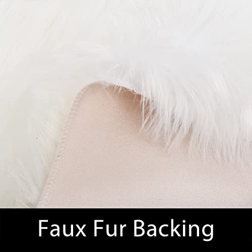 2x3 Faux Fur Sheepskin Area Rug, Washable Fluffy Rug for Bedroom Decor