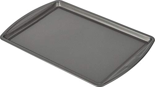 Nonstick Carbon Steel Baking Sheet 9x13 Inch - Scratch Resistant Cookie Pan