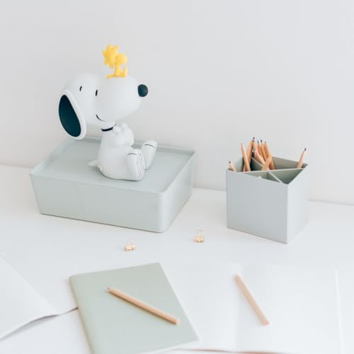 Snoopy Character Night Light - Decorative Bedside LED Lamp for Kids