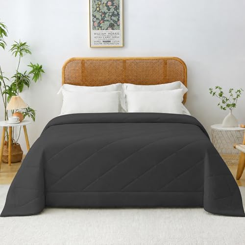 Cooling Blanket for Hot Sleepers - Lightweight Summer Comforter, Queen Size 90x90 inches