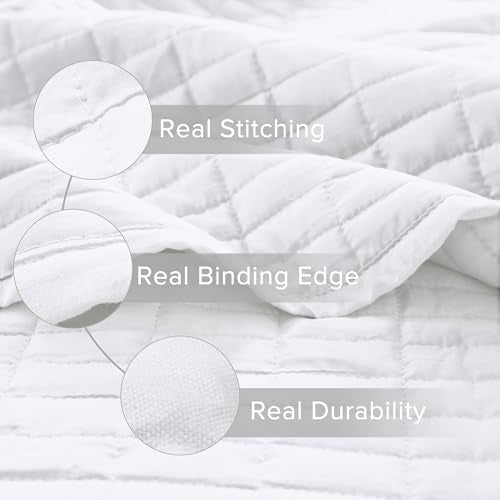 Comfort Spaces Kienna Twin/Twin XL Quilt Bedding Set, 2-Piece Coverlet, White
