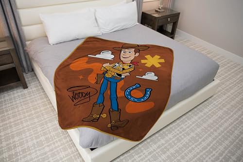 Jay Franco Plush Throw Blanket – 46" x 60" Inches Kids Hero Soft &