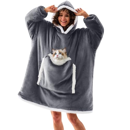 Oversized Wearable Blanket Hoodie with Pet Pocket - Soft Sherpa Fleece