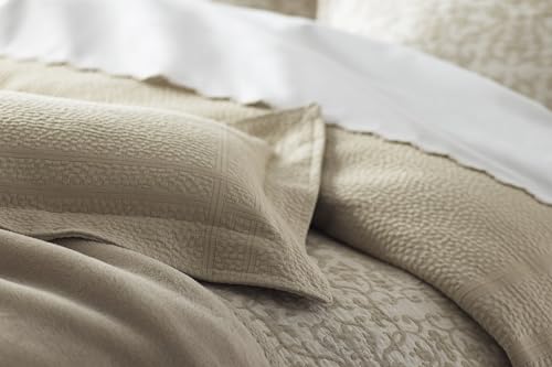 White King Size Peacock Alley Montauk Matelass Coverlet - 100% Egyptian Cotton Luxury Bedding