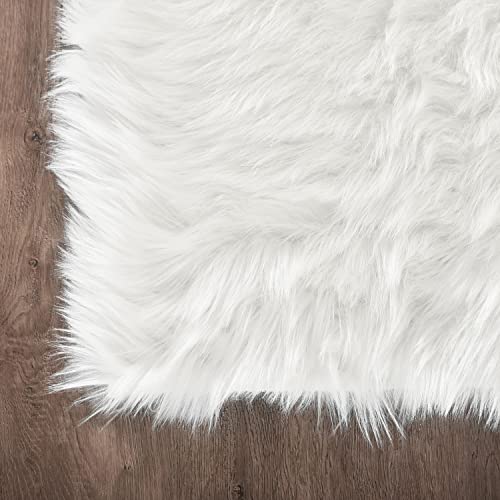 2x3 Faux Fur Sheepskin Area Rug, Washable Fluffy Rug for Bedroom Decor