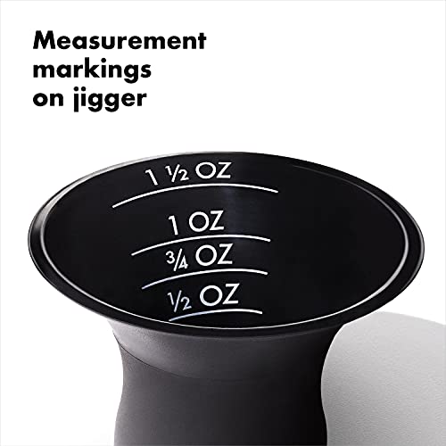 OXO Good Grips 20 oz Plastic Cocktail Shaker with Leakproof Seal & Built-in Strainer