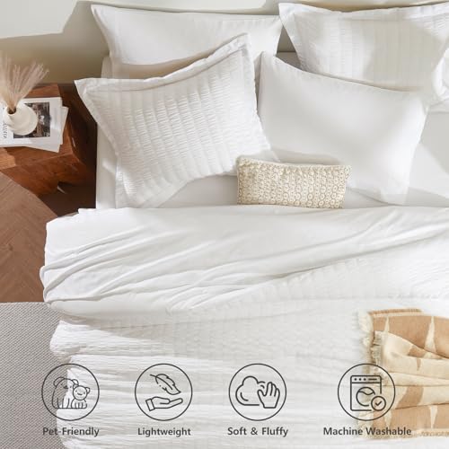 CozyLux Queen White Seersucker Bed in a Bag 7-Piece Comforter Set
