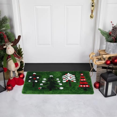 Christmas Bathroom Rug - Non-Slip Green Christmas Tree Bath Mat, Absorbent & Washable, 20x31 inches