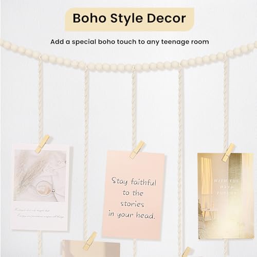 Macrame Hanging Photo Display with Fairy Lights and 30 Clips, Boho Wall Decor