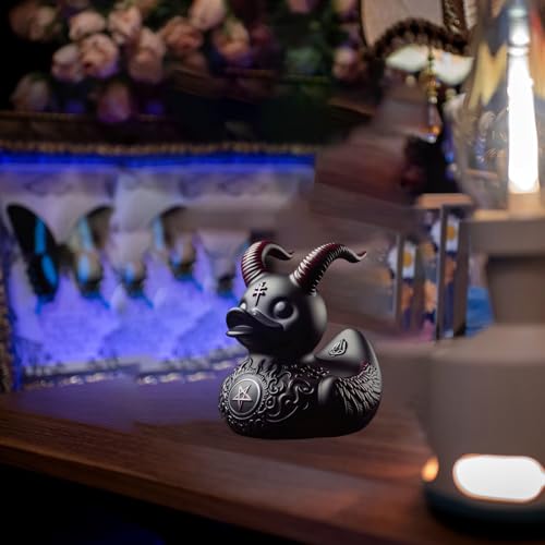 Gothic Resin Duck Figurine, Dark Punk Duck Statue for Home Desk Decor