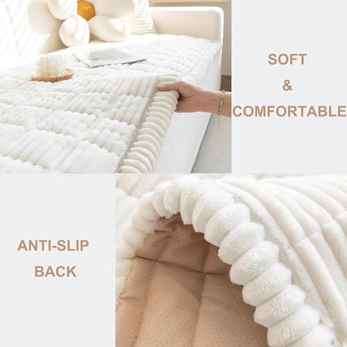 Washable Non-Slip Couch Cover for Dogs | Thick Flannel Sofa Protector