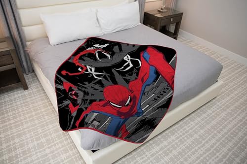 Jay Franco Spiderman Kids Plush Throw Blanket - 46 x 60 Inch Cozy Microfiber