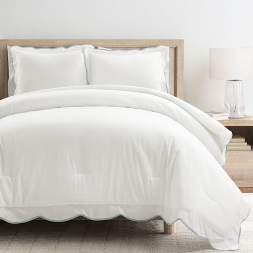 Coastal Scalloped Edge Comforter Set, 3-Piece Full/Queen Cotton Bedding