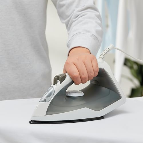 Amazon Basics 1200W 10-Inch Steam Iron with Non-Stick Soleplate and 150ml Tank