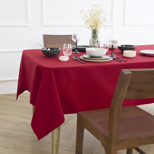 Solino Home Cotton Linen Tablecloth Scarlet Red Dru 54 x 72 in - Rectangular