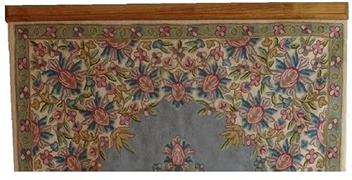 Premium Wall-Mounted Quilt Hanger for Blankets & Rugs | Local Pine Wood