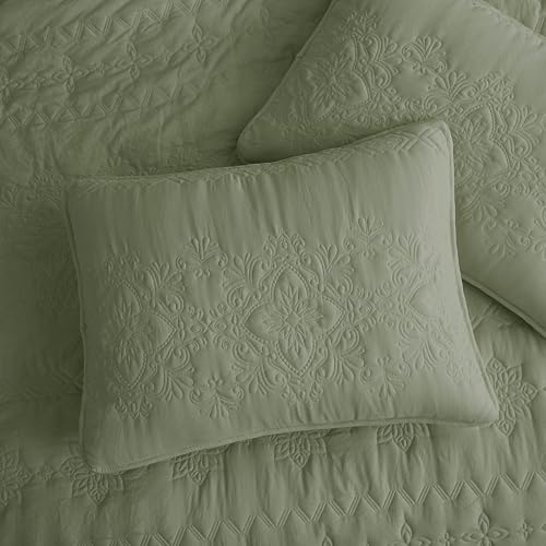 Sage Green Boho Quilt Set Queen Size - 3 Piece Floral Bedspread Coverlet