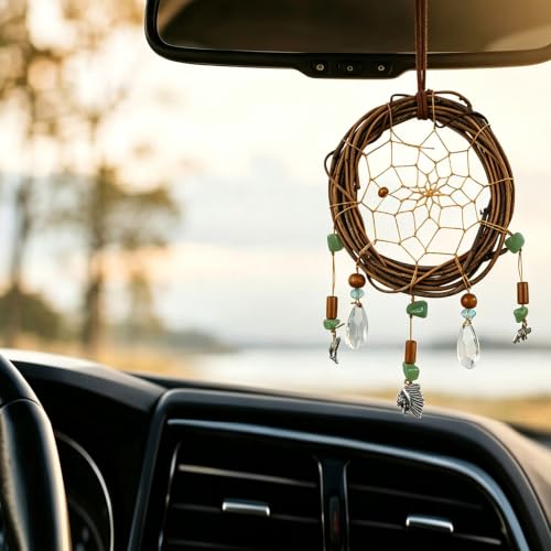 Natural Rattan Dream Catcher with Wolf and Bear Pendants, Boho Wall Decor