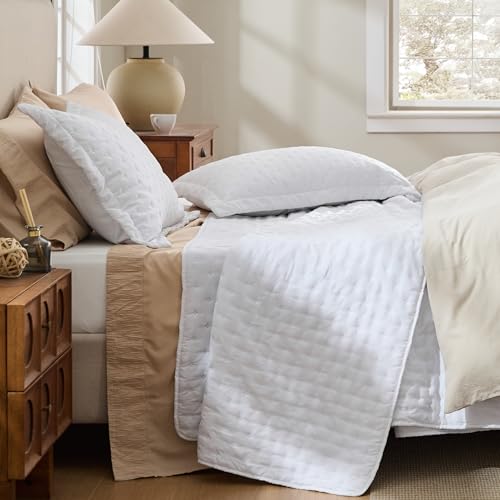 Bedsure Queen Size Lightweight Quilt Set - All-Season White Ultrasonic Coverlet