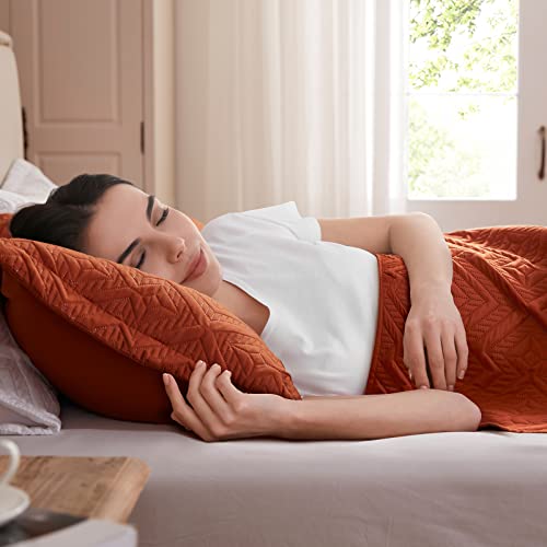 Lightweight Burnt Orange Queen Quilt Set - 3 Pieces, Soft Microfiber Bedspread, 90''x98''
