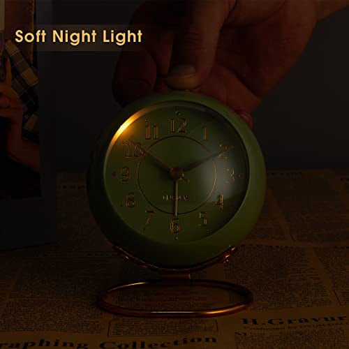 Retro Metal Analog Alarm Clock, Silent Non-Ticking Desk Clock for Bedroom