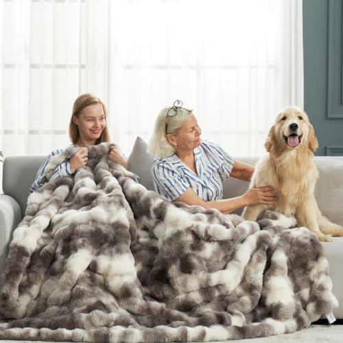Cozy Bliss Faux Fur Throw Blanket, Soft Plush Bubble Fleece - 50x60