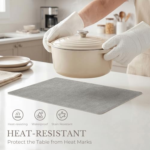 Faux Leather Placemats Set of 8, Waterproof Heat-Resistant Table Mats