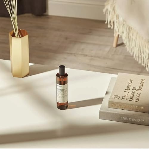 Woody and Spicy Luxury Room Spray, 100mL Long-Lasting Home Fragrance