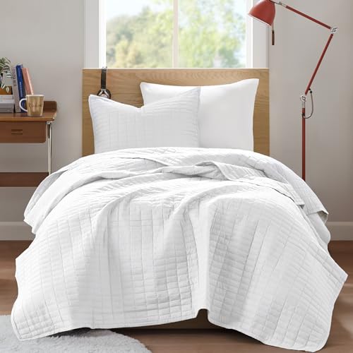Comfort Spaces Kienna Twin/Twin XL Quilt Bedding Set, 2-Piece Coverlet, White