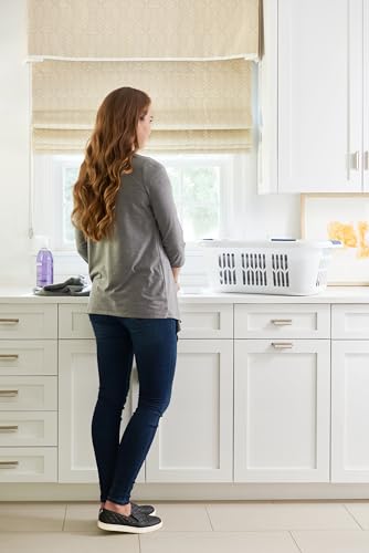 Rubbermaid 1.5-Bushel Large Hip-Hugger Laundry Basket, White