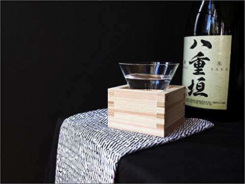 JapanBargain 4-Pack Small Hinoki Cypress Sake Cups - Made in Japan, Leak-Resistant 2oz Wooden Masu Cups for Chilled Sake