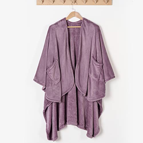 Plush Wearable Blanket Cape Wrap with Pockets - Oversized Cozy Loungewear