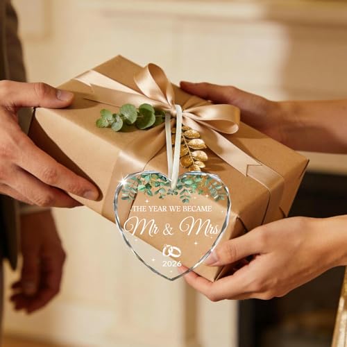 2026 Mr and Mrs Glass Wedding Ornament for Couples, Personalized Keepsake