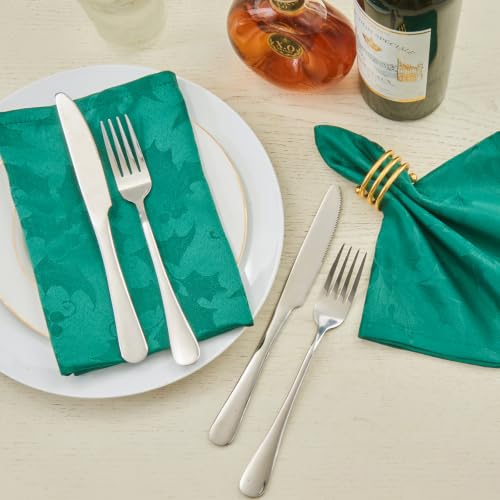 HomeJoy Dark Green Holly Berry Jacquard Cloth Napkins Set of 8 - Festive Table Decor
