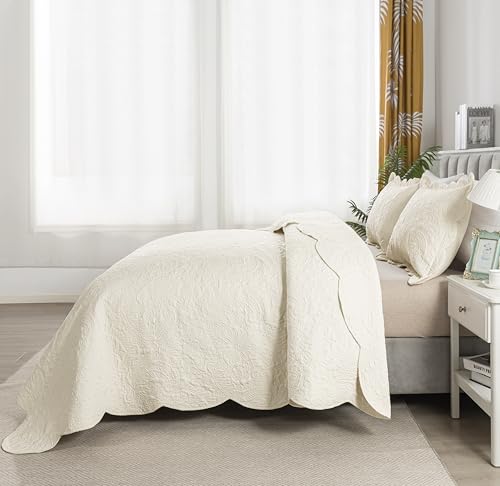 HoneiLife Oversized Queen Quilt Set - 3-Piece Lightweight Bedspread (Beige)