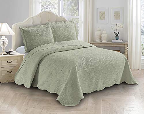 Fancy Linen 3-Piece Oversized Embossed Floral Daisy Coverlet Set, King/Cal King