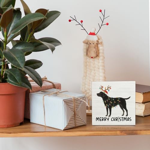 Black Labrador Retriever Merry Christmas Wooden Box Sign Desk Decor, Black Lab Gifts, Christmas Lab Dog Wood Block Sign for Home Office Desk Table Shelf Wall Decorations, 5x5 Inch