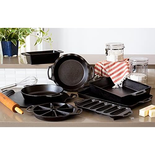 Lodge Cast Iron Wedge Pan