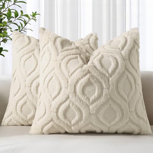 decorUhome Faux Fur Throw Pillow Covers 18x18 Set of 2, Soft Beige Velvet