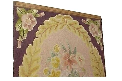 Premium Wall-Mounted Quilt Hanger for Blankets & Rugs | Local Pine Wood