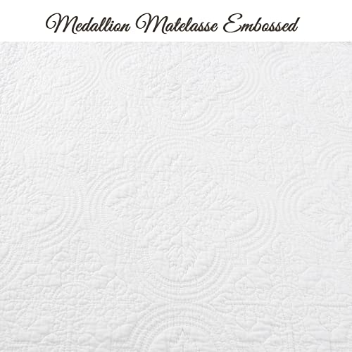100% Cotton White Matelasse Quilt Set - Twin Size, 2 Piece