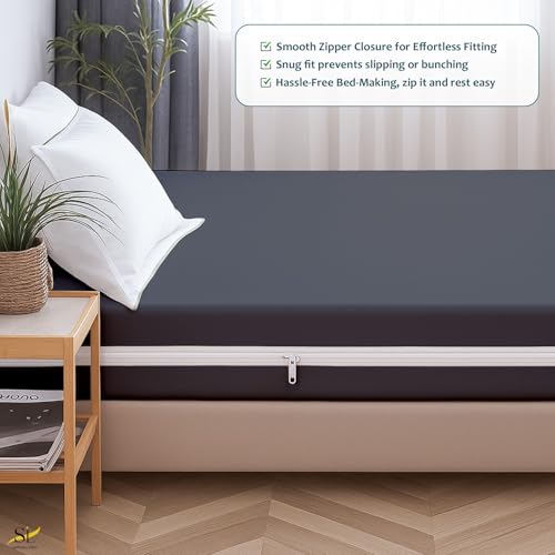 Queen Size Waterproof Mattress Protector with Zippered Cover