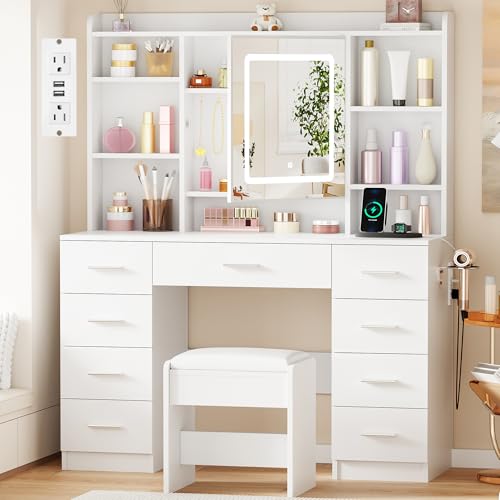 BEWISHOME Lighted Vanity Desk with Jewelry Storage & Power Outlet