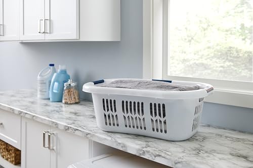Rubbermaid 1.5-Bushel Large Hip-Hugger Laundry Basket, White