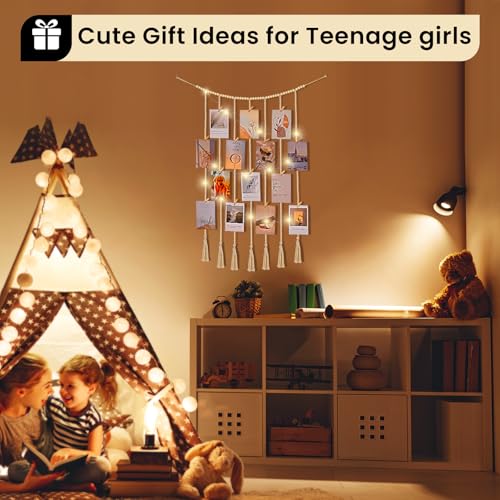 Macrame Hanging Photo Display with Fairy Lights and 30 Clips, Boho Wall Decor