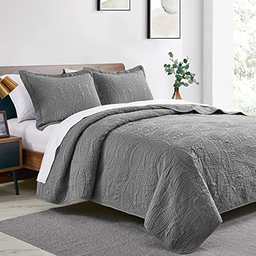 California King Quilt Bedding Set - 3-Piece Grey Lightweight Coverlet