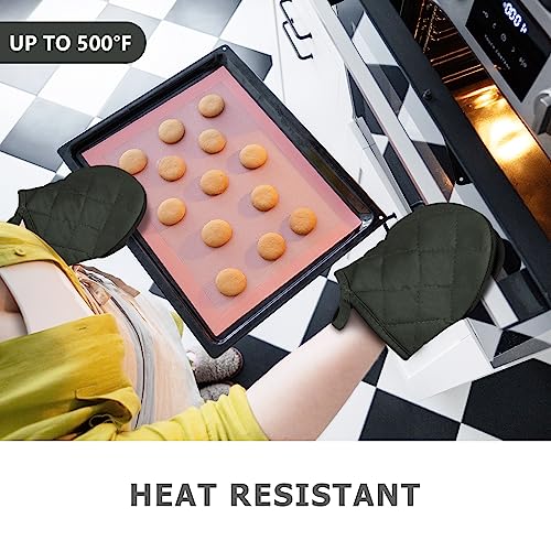 Mini Silicone Oven Mitts, 2-Pack - Heat Resistant 500°F Pot Holders, Gray