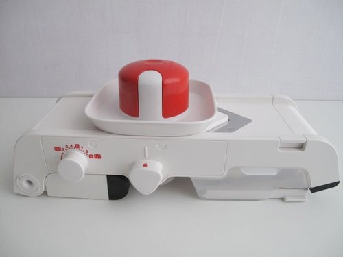TUPPERWARE Chef Mando-Chef D202 Multi-Slicer Grater Mandolino Küchenenstar White/Red